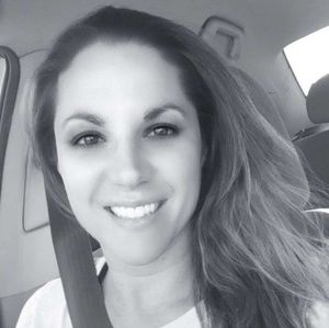 Meet your Posher, Carly